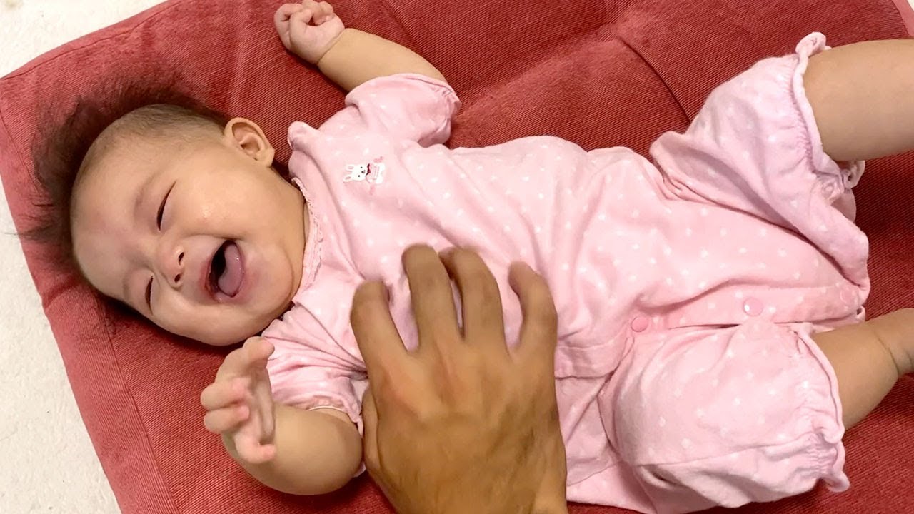 【癒し】思わず笑顔になっちゃう爆笑赤ちゃん動画 めちゃくちゃよく笑うゆなちゃん