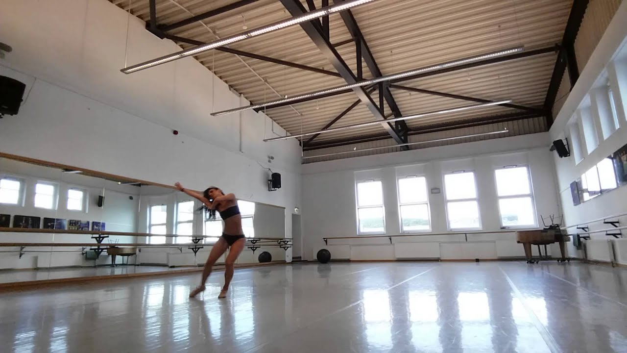 Giulia Fabris dancer 