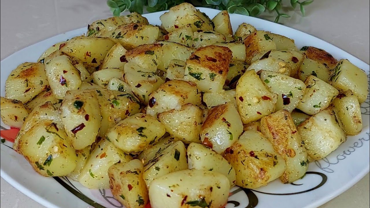بطاطا مشرملة بالطريقة المغربية🇲🇦 لذيذة و منسمة بشكل رائع 👌 غادي تحمقك و غتحضريها مرة و زوج و ثلاثة‼️
