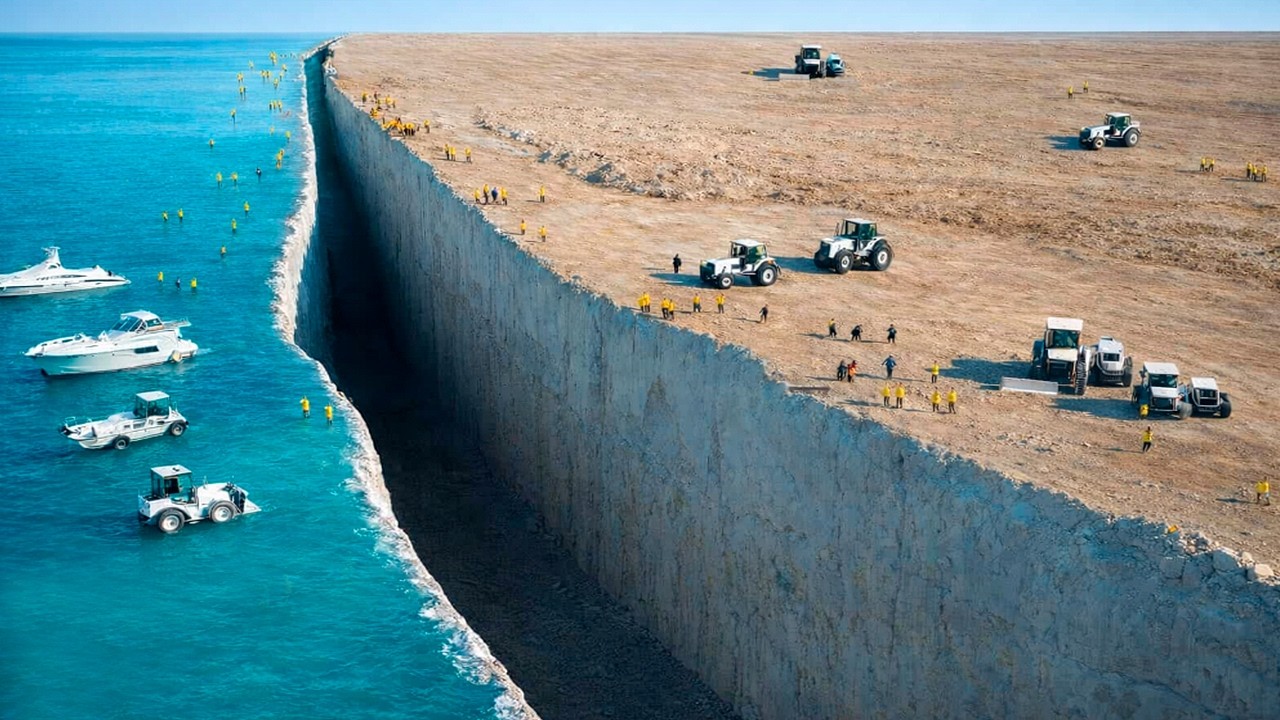 How Japan’s Massive 400 km Tsunami Great Wall Was Built That The World Can’t Ignore