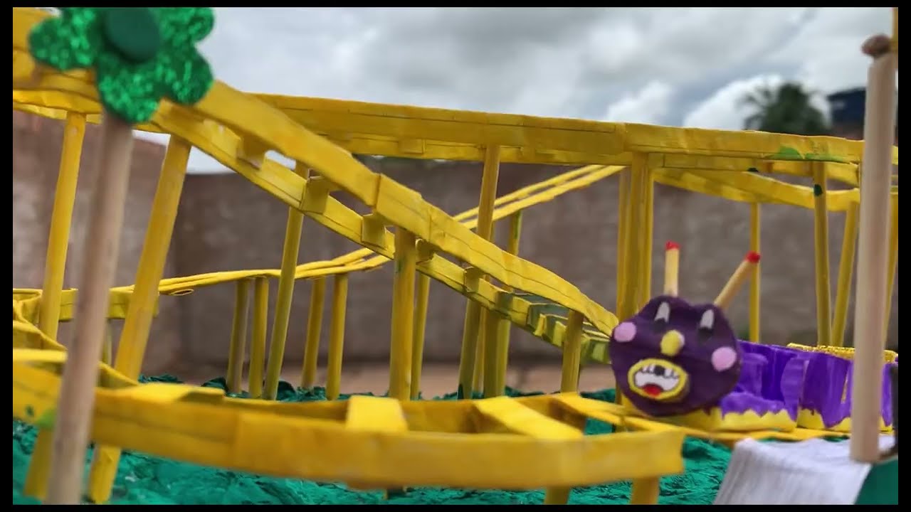Brucomela em miniatura