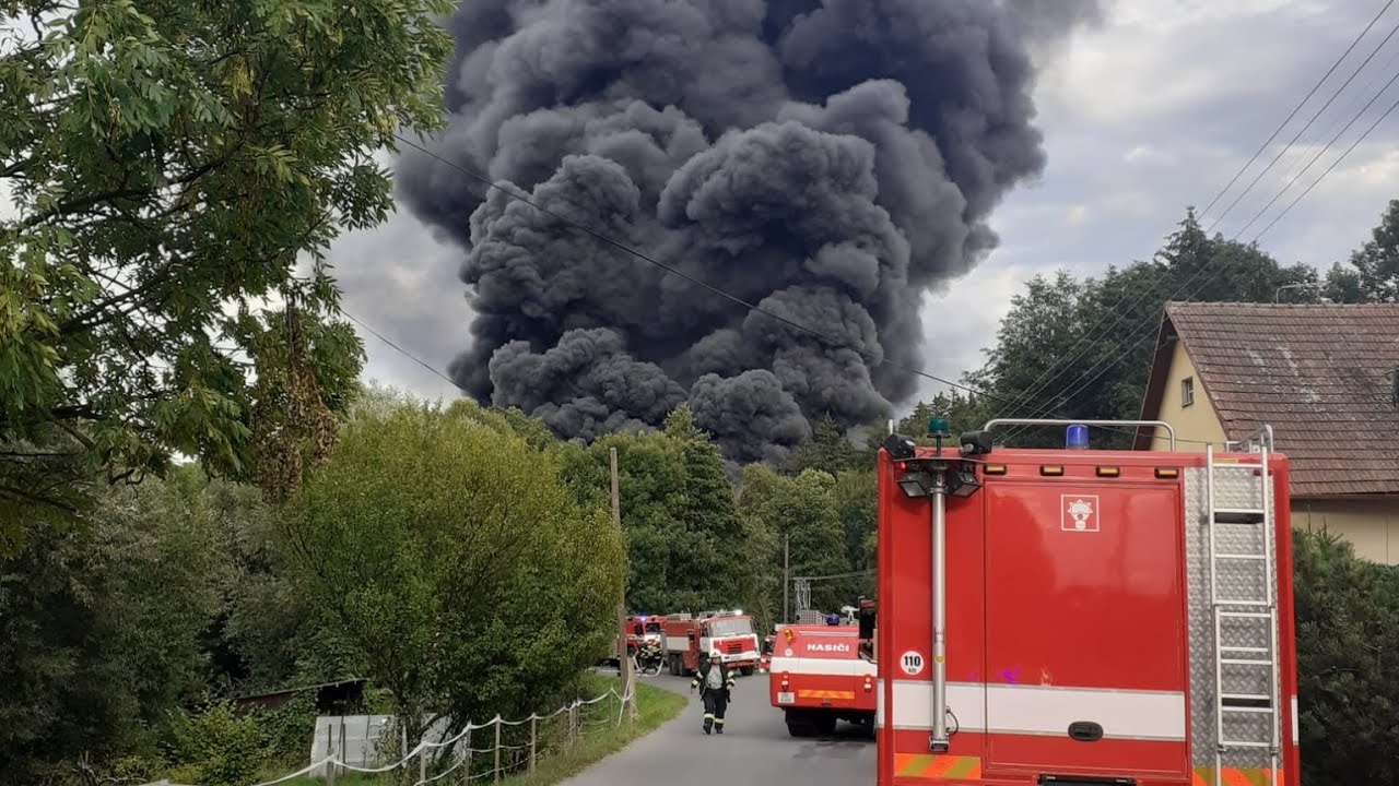 Požár třídírny odpadu, Dolní Hbity