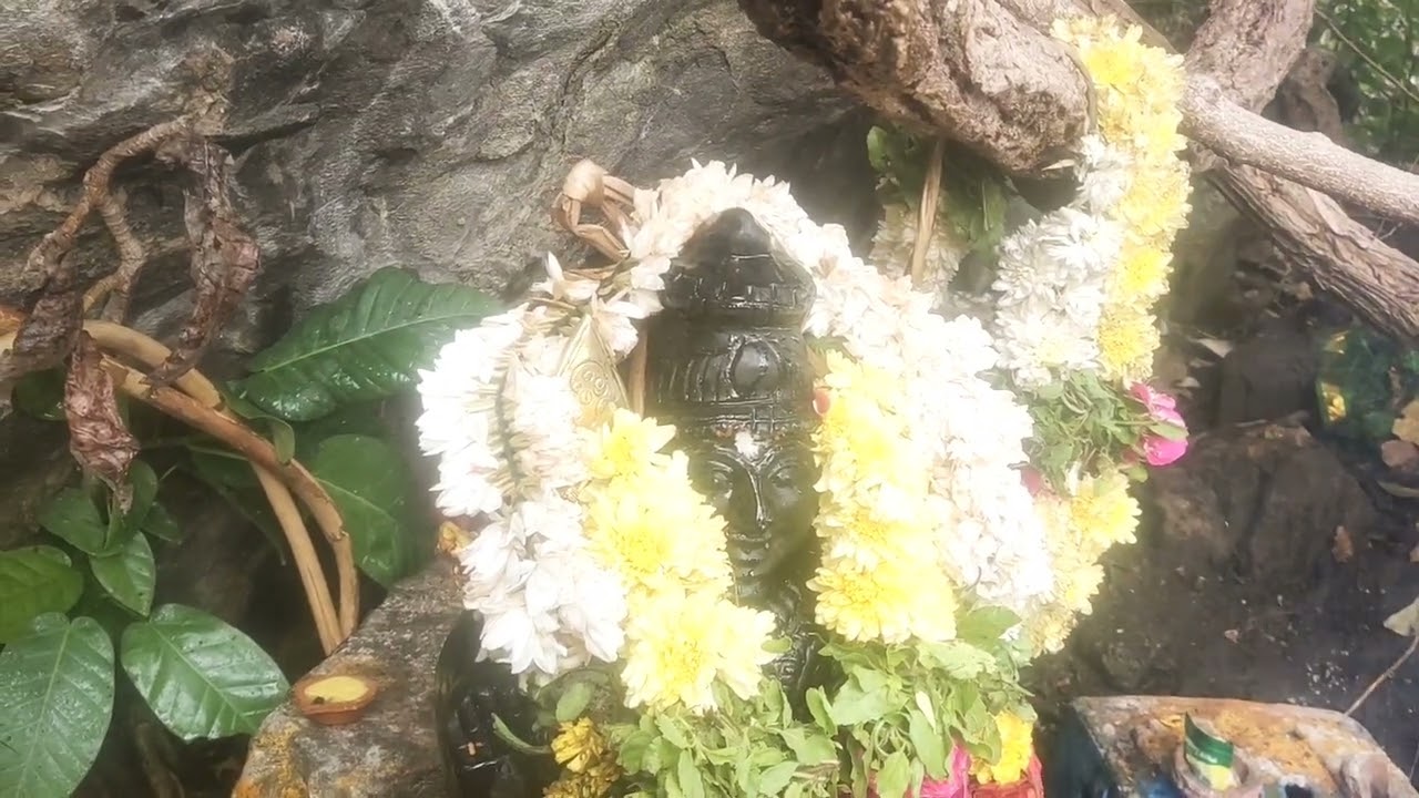 அருள்மிகு மாவூற்று வேலப்பர் திருக்கோயிலுக்கு மேல் அமையப்பெற்ற அருள்மிகு கோணக்கல் முருகன் கோவில் 