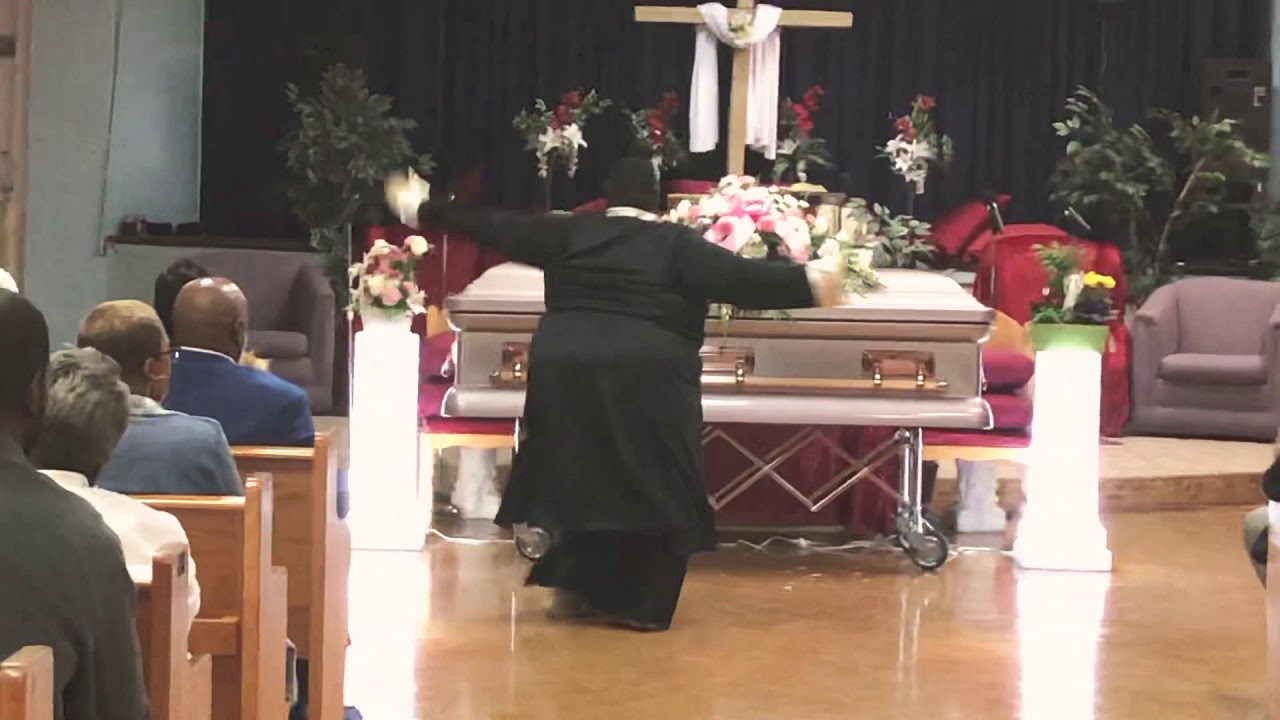 Missing you Praise Dance @ my grandma funeral