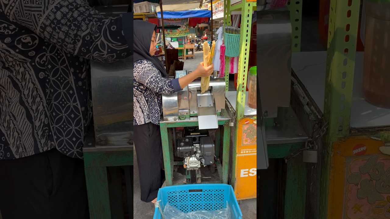 🇲🇾 달달한 사탕수수 음료🧊 Fresh Sugarcane Juice Is Made in Seconds🥛 Air Tebu Segar Dibuat Dalam Beberapa Saat