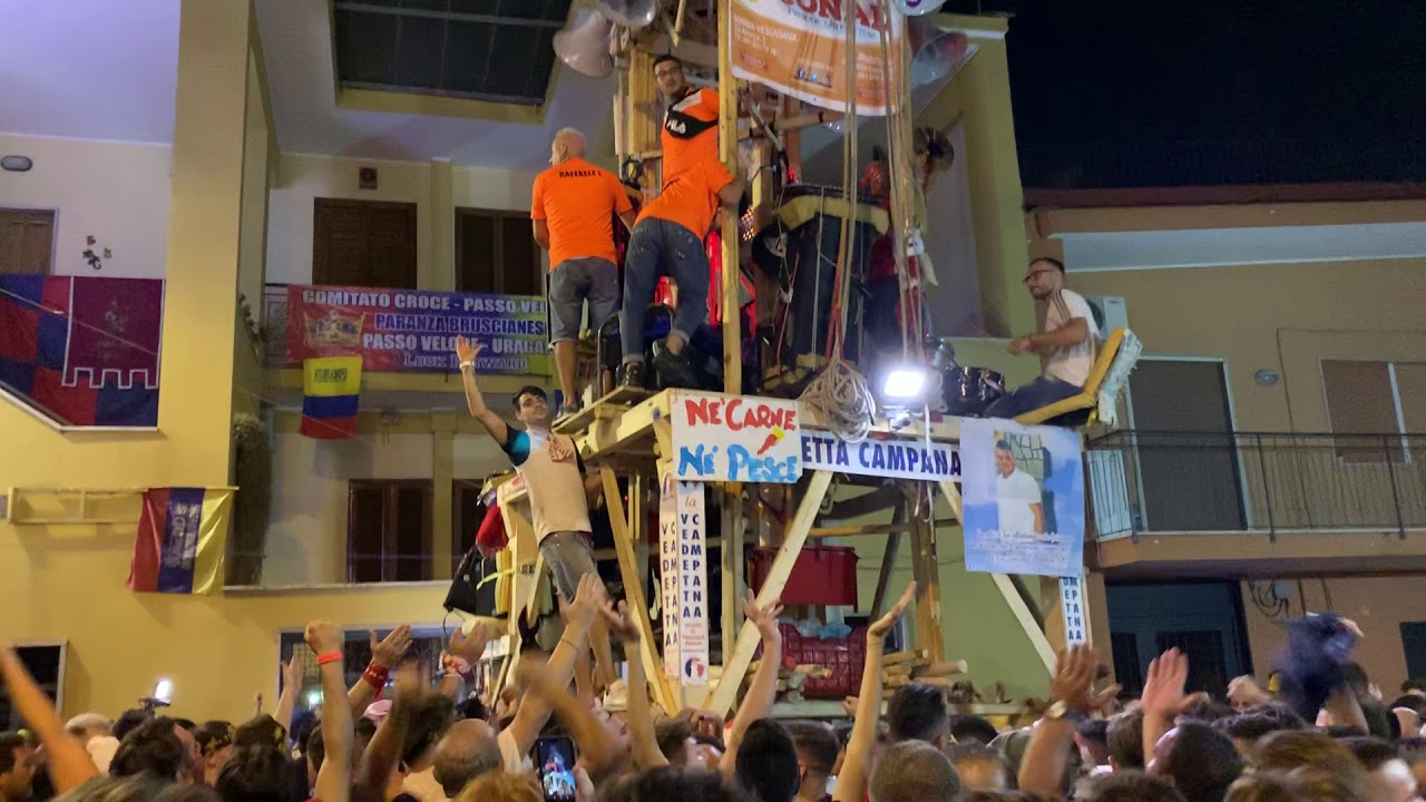 Festa dei gigli Brusciano 2019 - Volontari alla Salita di via Bellini