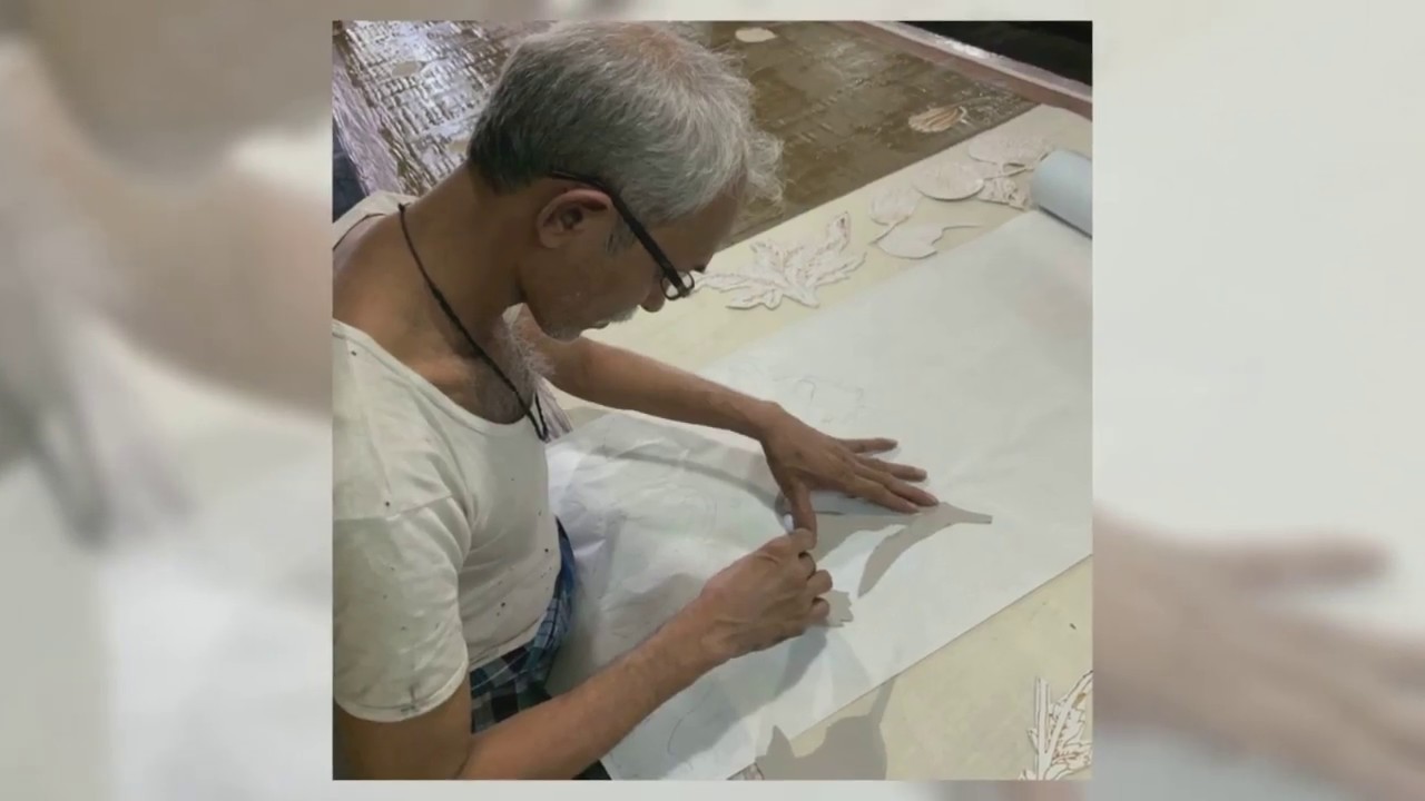 Pallavi Dean visits ajrak factory Pracheen in Mumbai
