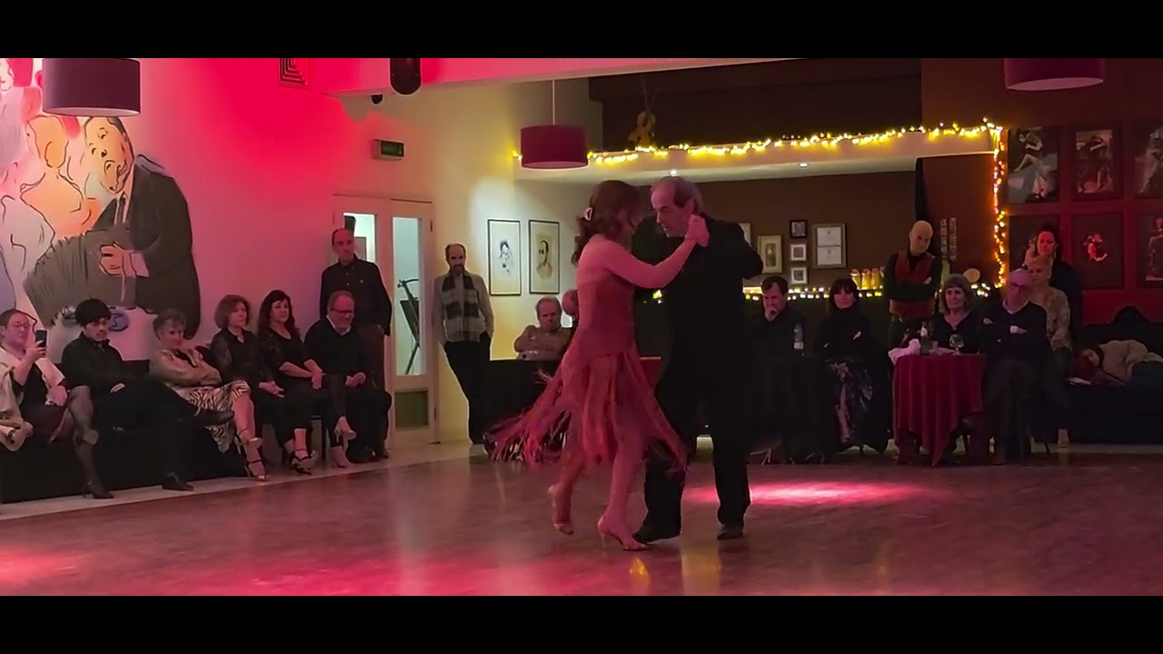Fernando Jorge y Alexandra Baldaque,21/02/26. Carlos di Sarli-El Abrojo. Milonga del Viernes, Porto 