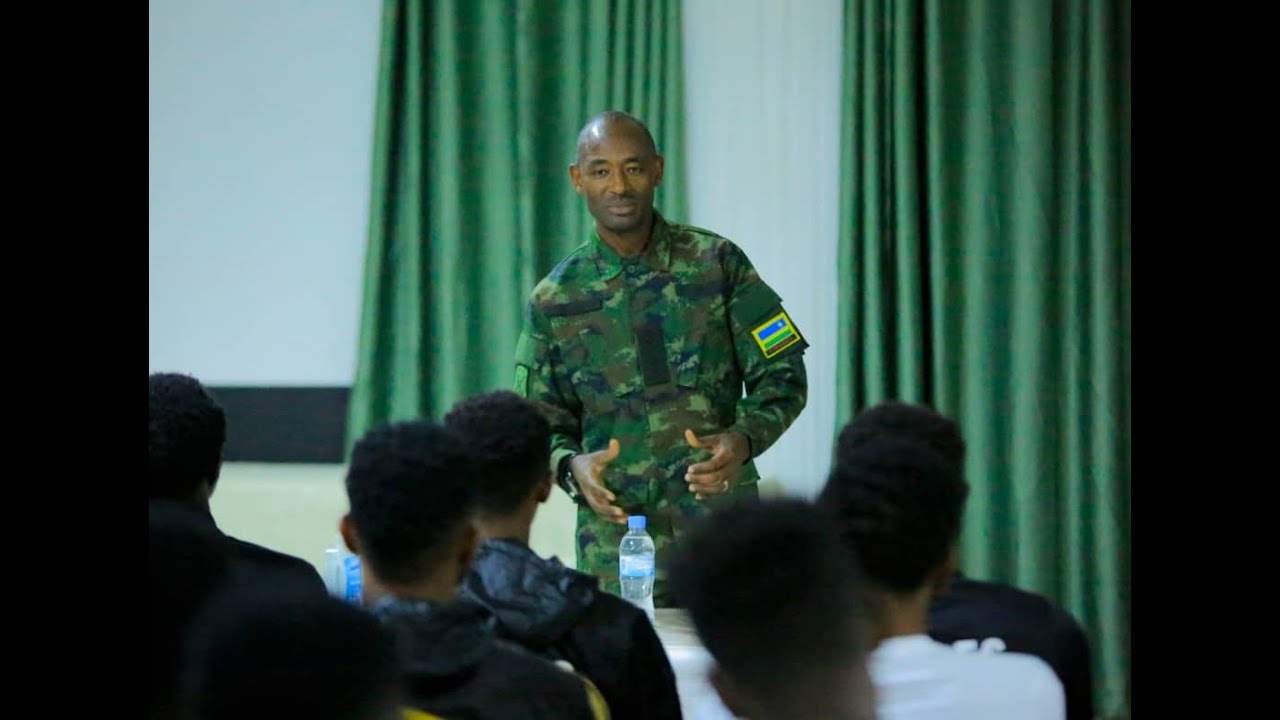 UMURONGO NTARENGWA NI IKINYABUPFURA MURI APR FC , GENERAL MUBARAKH MUGANGA , ABAKINNYI BAGIYE HANZE