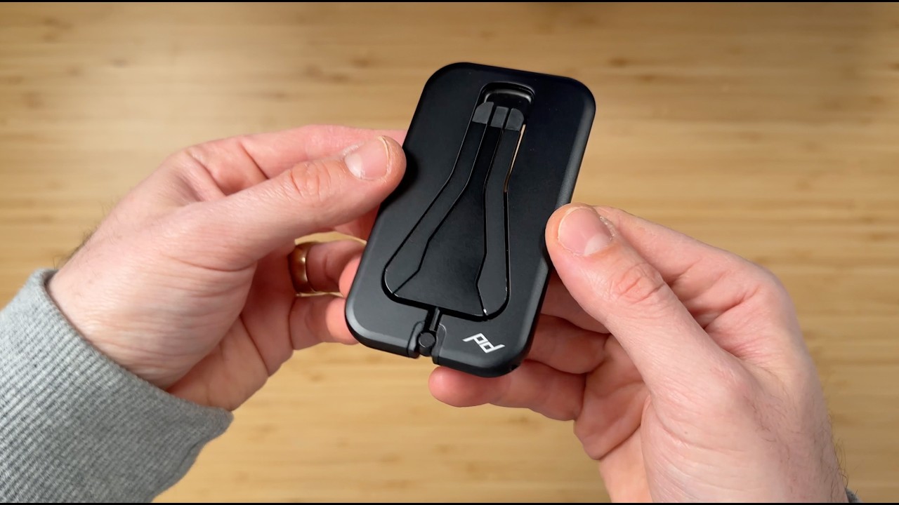 Peak Design Mobile Tripod Review: Is it worth it?