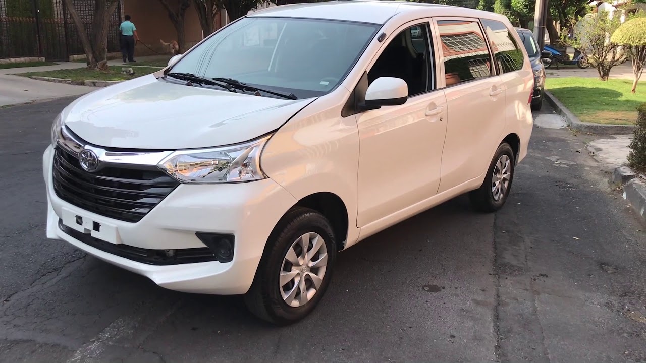 RESE&Ntilde;A TOYOTA AVANZA 2017 LE AUTOMATICA 1.5 L. 7 PASAJEORS 24,000 KM. AUTO SAVE MEXICO PRUEBA MANEJO
