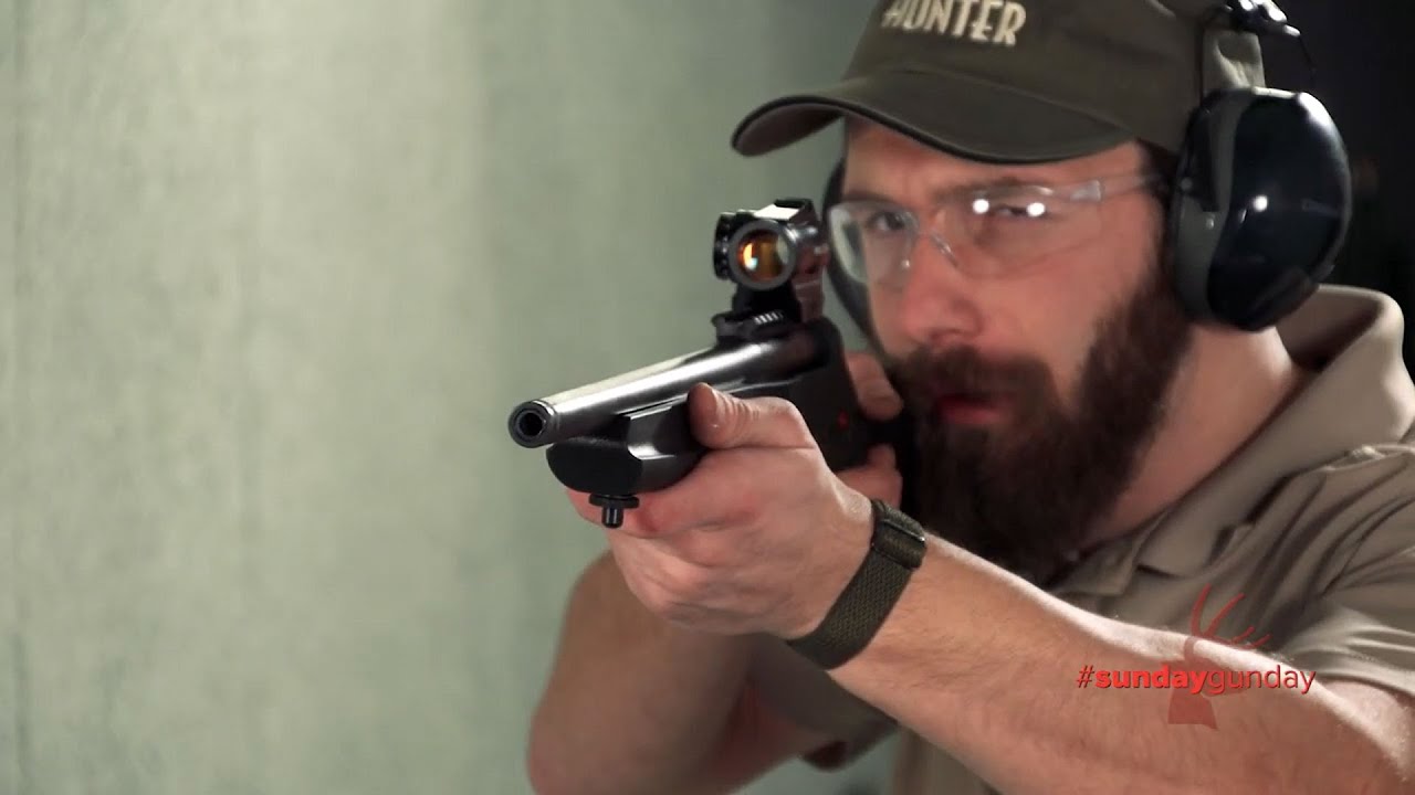 #SundayGunday
