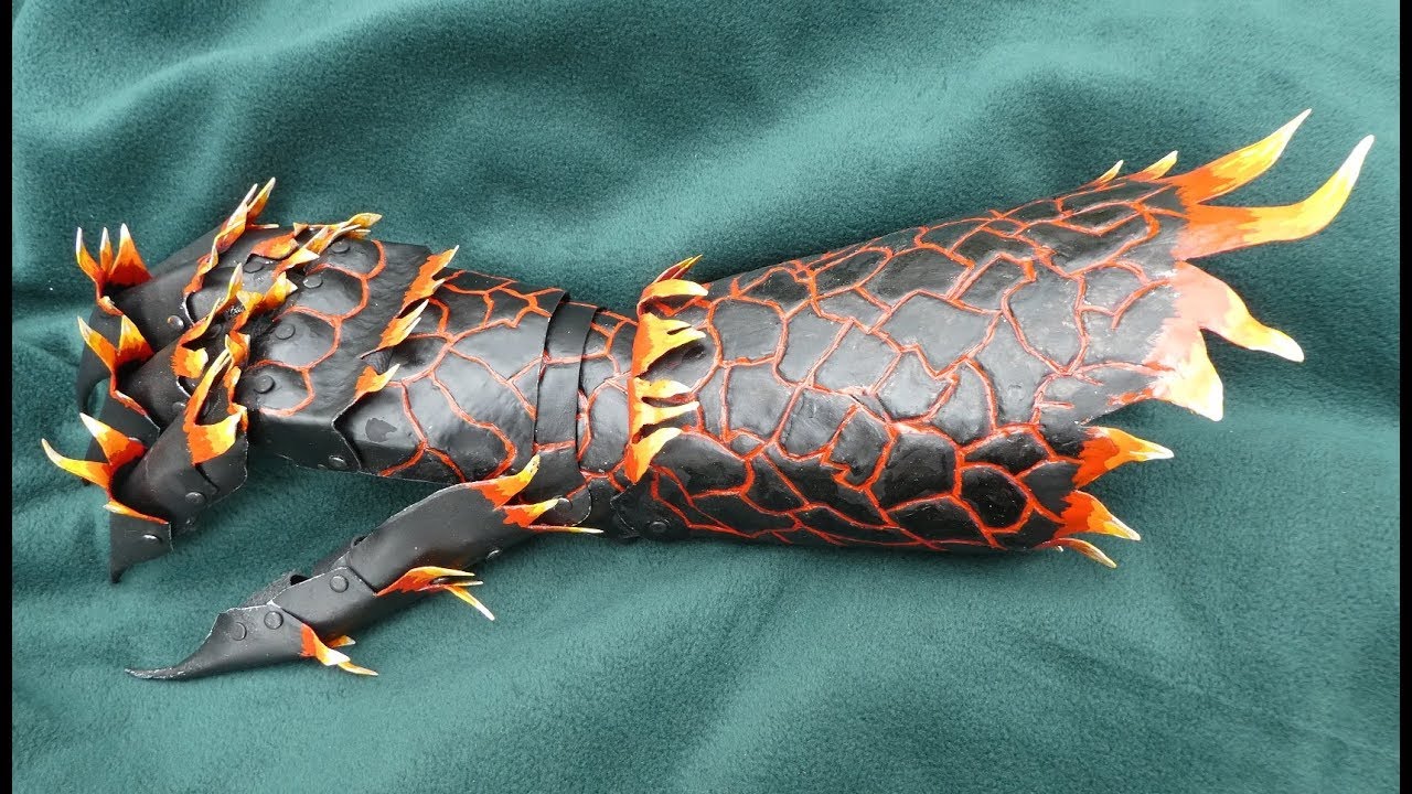 Making a Balrog Flame Gauntlet inspired by the Lord of the Rings