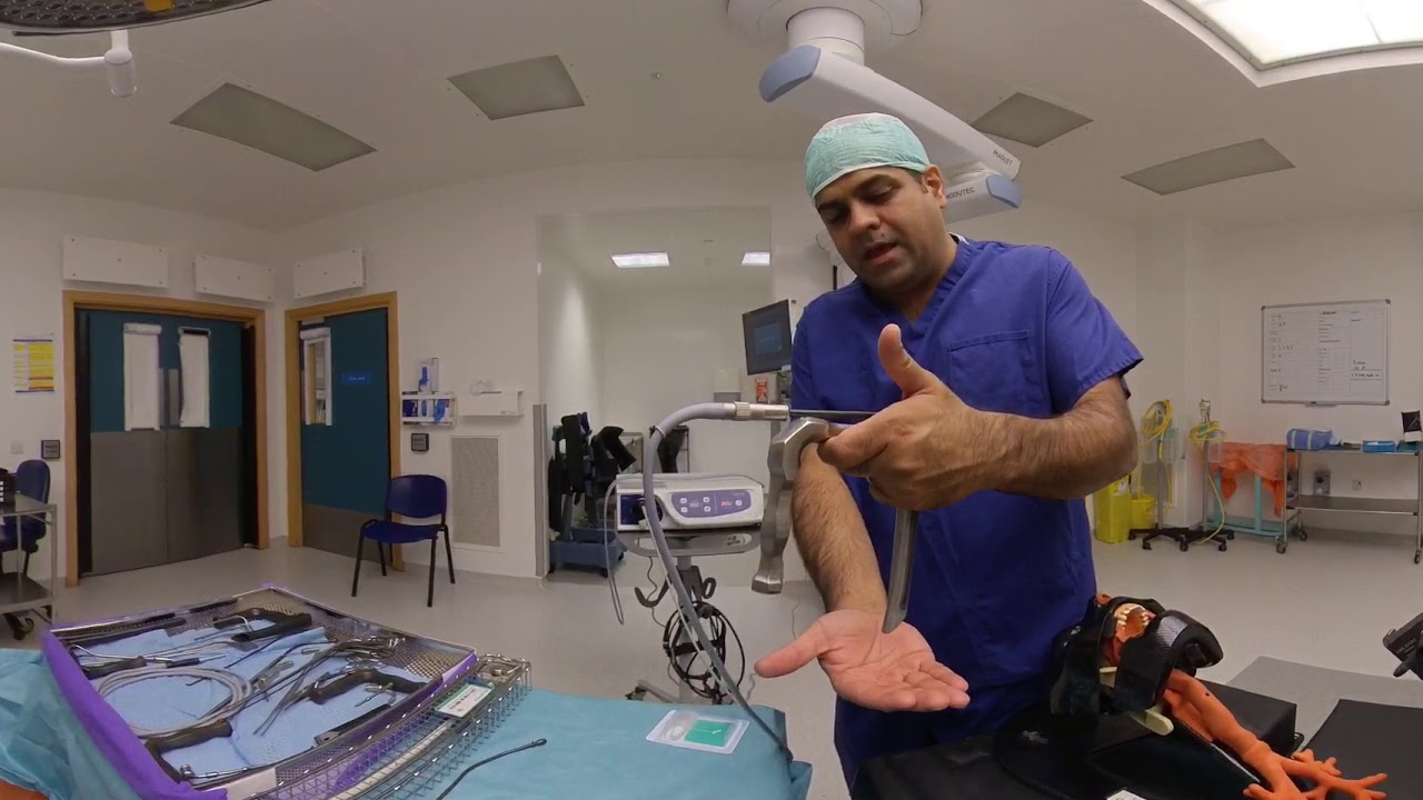 Karan Kapoor describes setting up for microlaryngoscopy Part 1