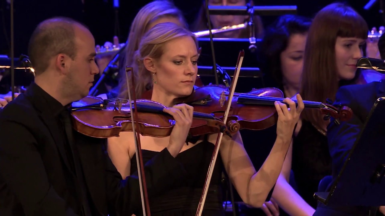 THE MUSIC OF JAMES BOND - James Bond Theme and Goldfinger Intro 1