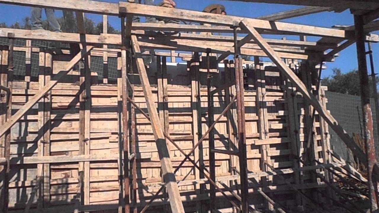 Σκυροδέτηση Κολώνες Πυλωτής Σε Διώροφη Κατοικία Στις Μεσαμπελιές Ηρακλείου Κρήτης