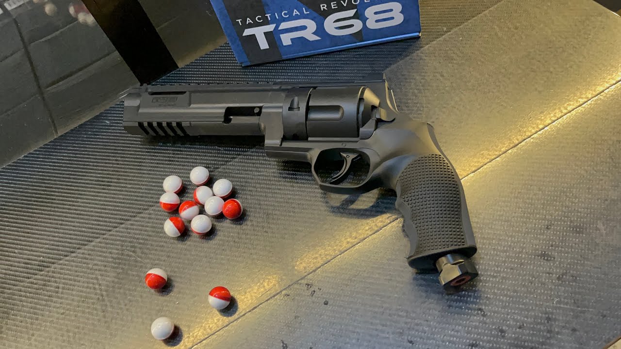 Umarex Airgun T4E TR 68 Revolver unboxing and testing