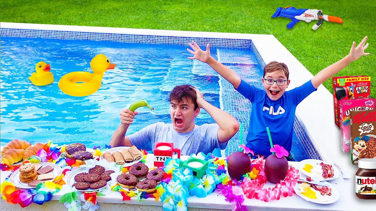 MORNING ROUTINE DE VACANCES :  Néo doit manger des fruits !!!