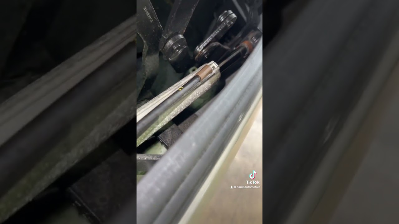 Saab convertible top issue