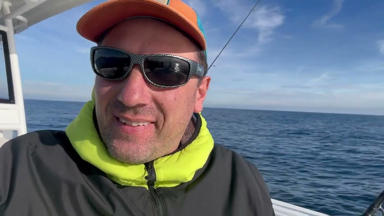 Pêche du denti et de la seriole en Mediterranée l'hiver.