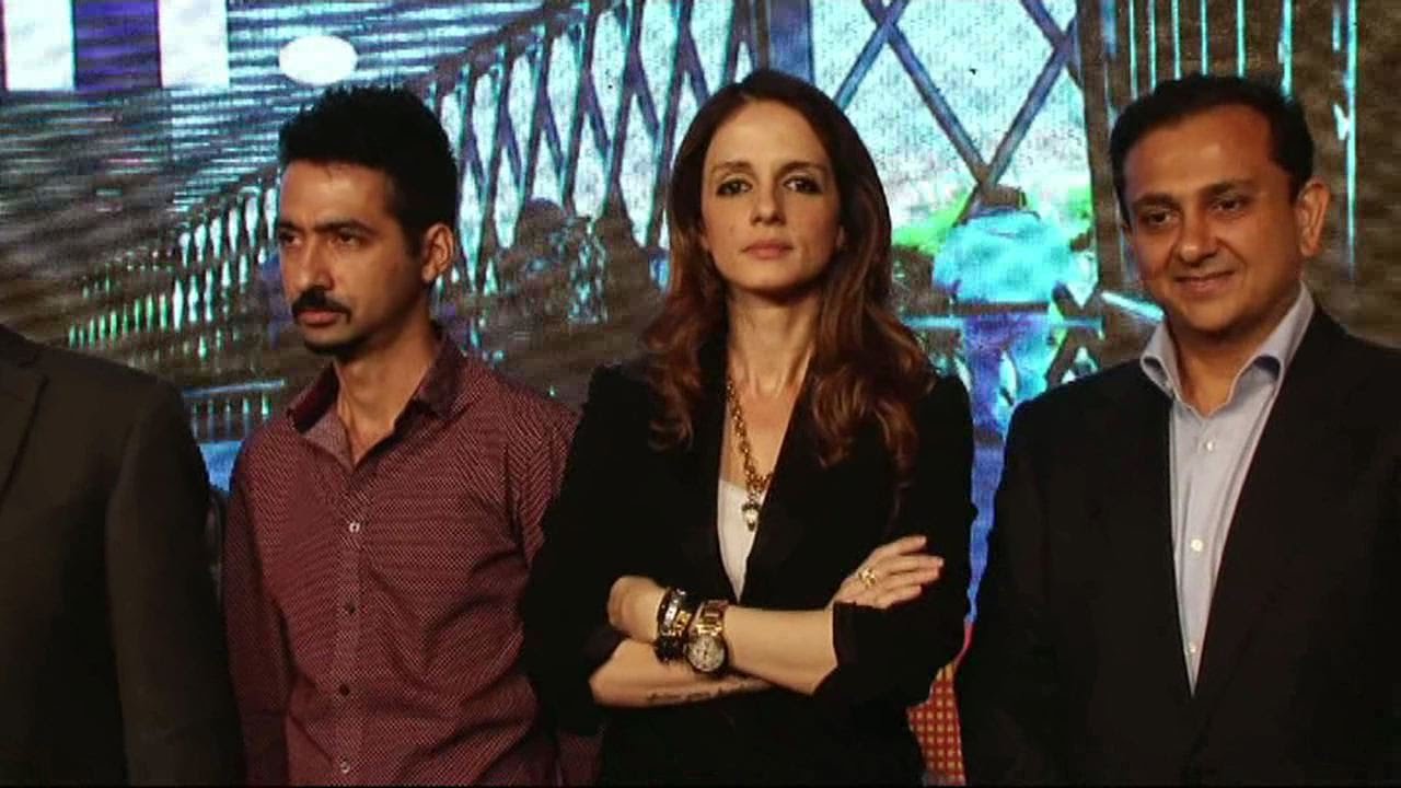 Suzanne Khan first appearance after Divorce