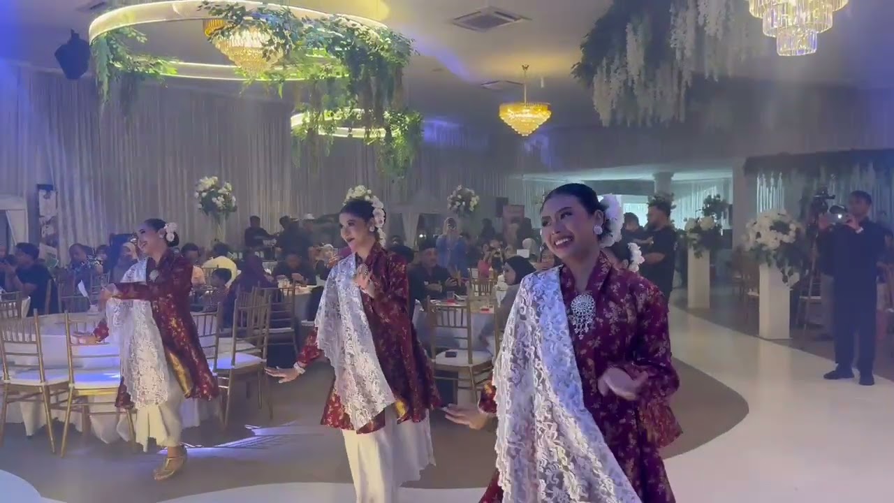 Tarian Pengantin #inzdancers #amanisafiyyah 