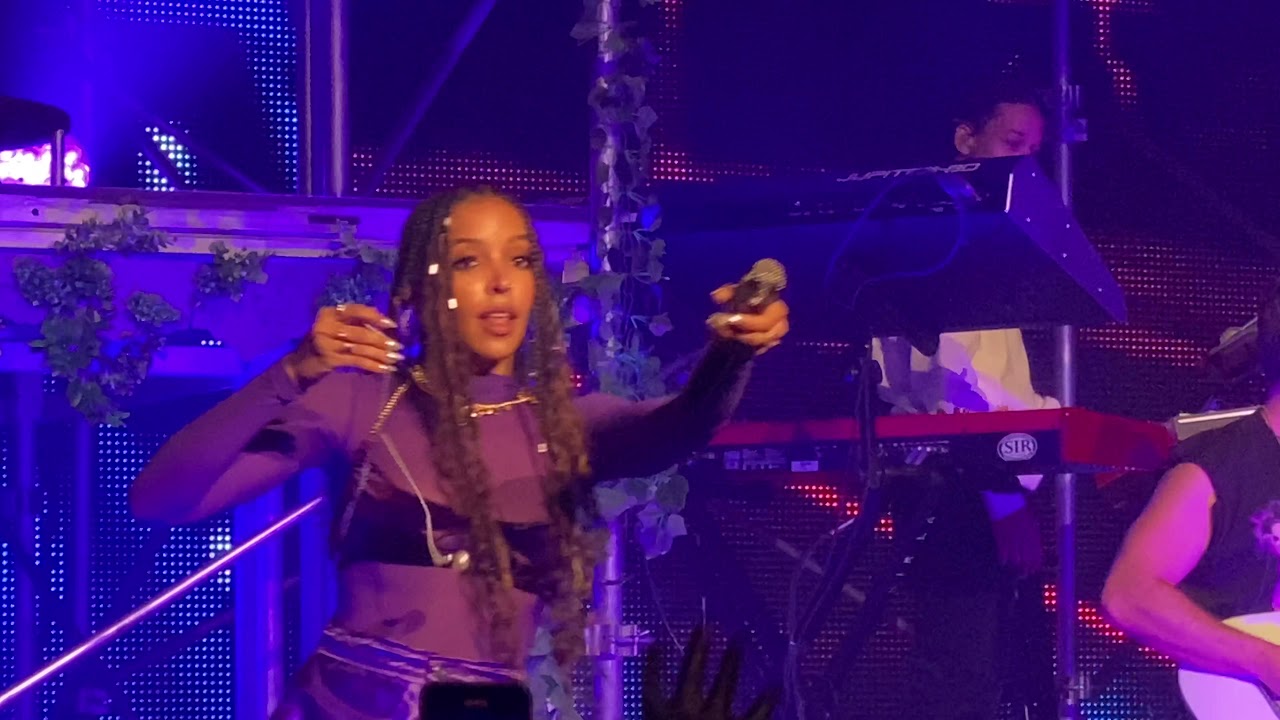 Tinashe - No Drama & Cash Race & Bouncin (Live) 333 Tour