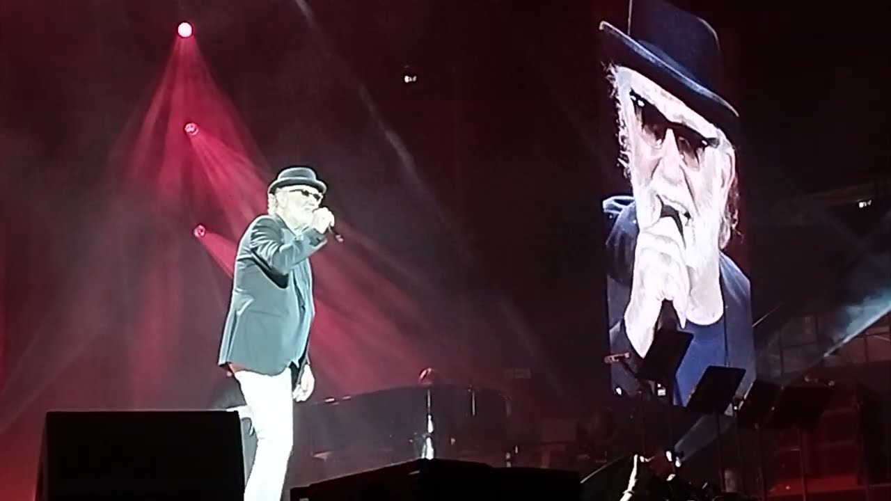 Francesco De Gregori - La donna cannone ( Forum Assago, Milano - Italy / December 6, 2025 )