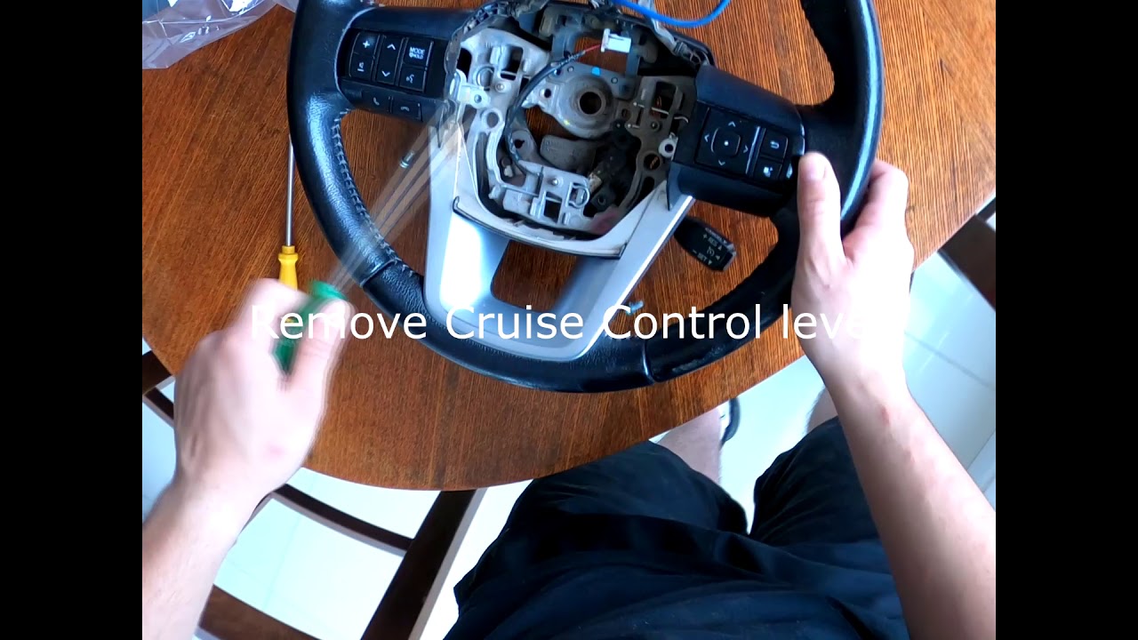 Steering Wheel Change Toyota Hilux Remove and replace airbag Toyota Hilux 2015 ~ 2020