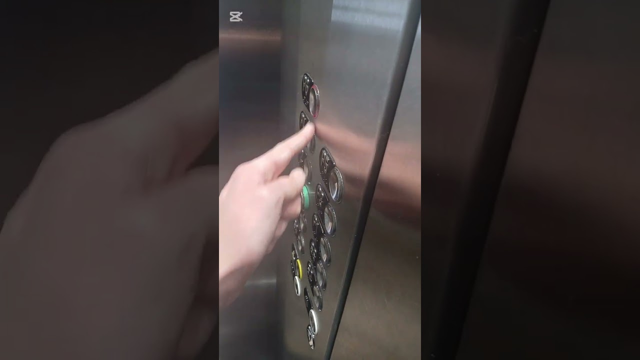 Ascensores de cristal otis 2000f de cortingles de nuevos ministerios (más bien de la castellana)