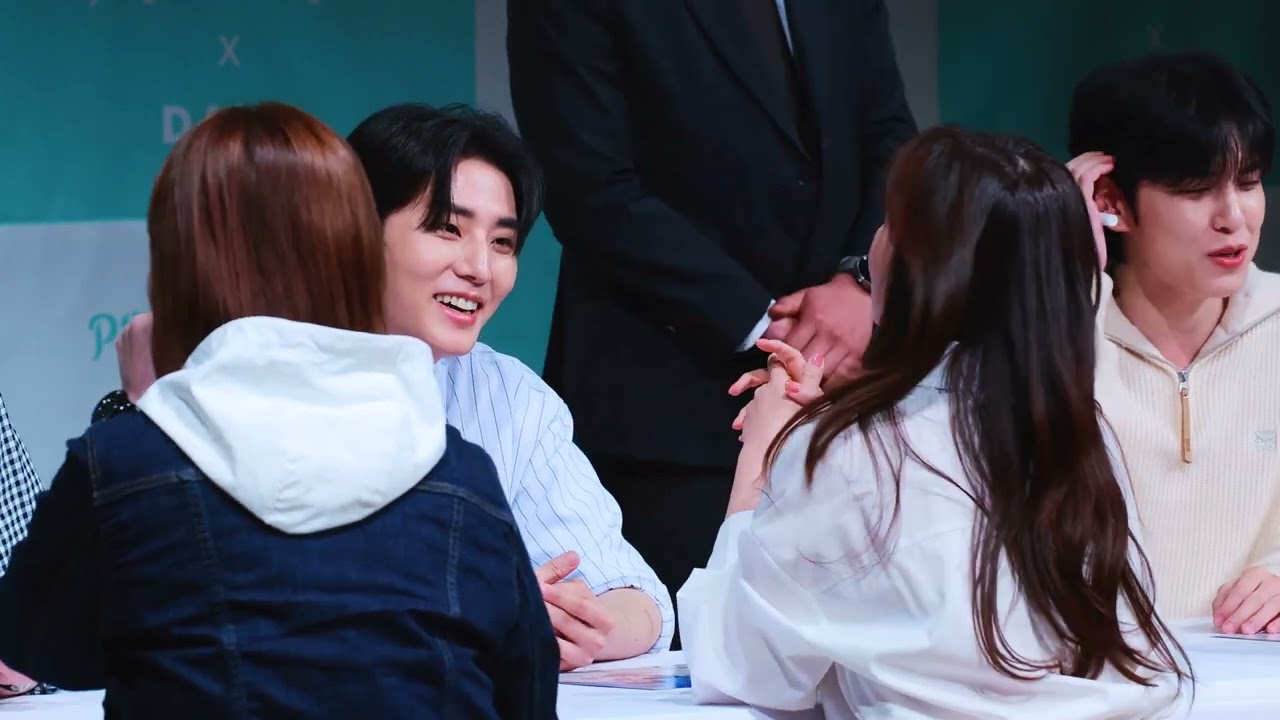 250323 데이식스 파파레서피 팬싸인회💚 영현이 다른각도🍀
