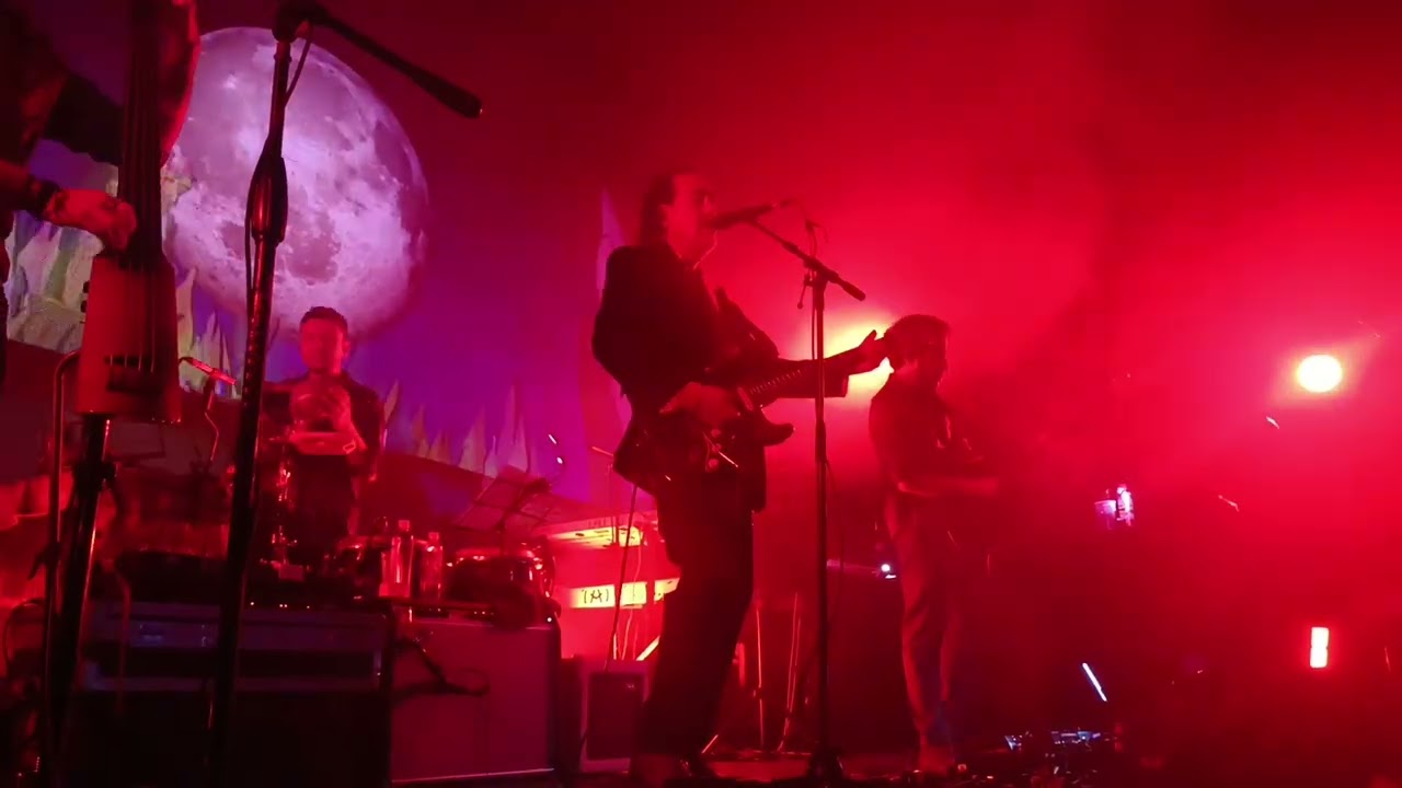 LA BARRANCA - BRECHA XXX ANIVERSARIO EL FUEGO DE LA NOCHE 🖤🔥 Indie Rocks 30/5/25