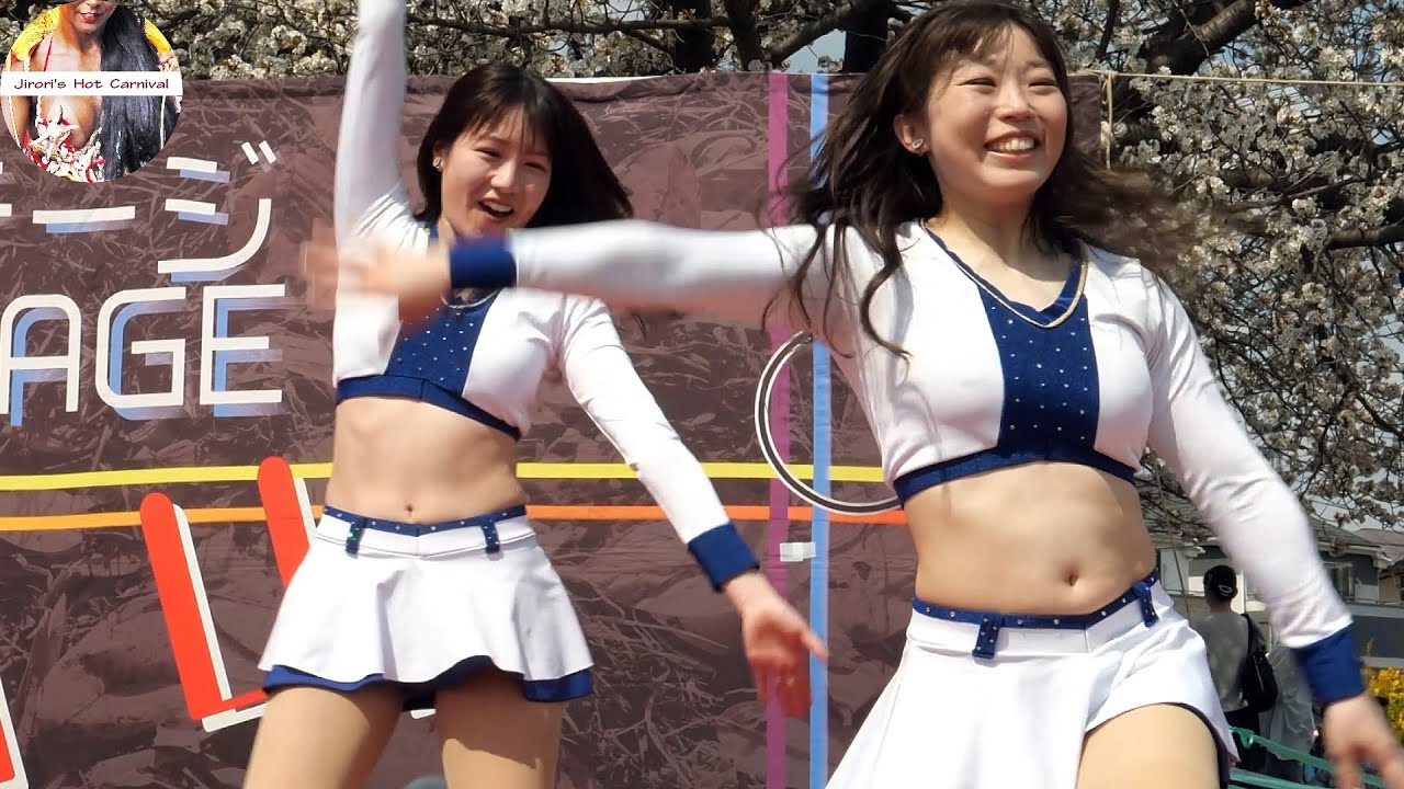 LifeTyのみんなでチアコーナーだけどオレはカメラ構えてるし