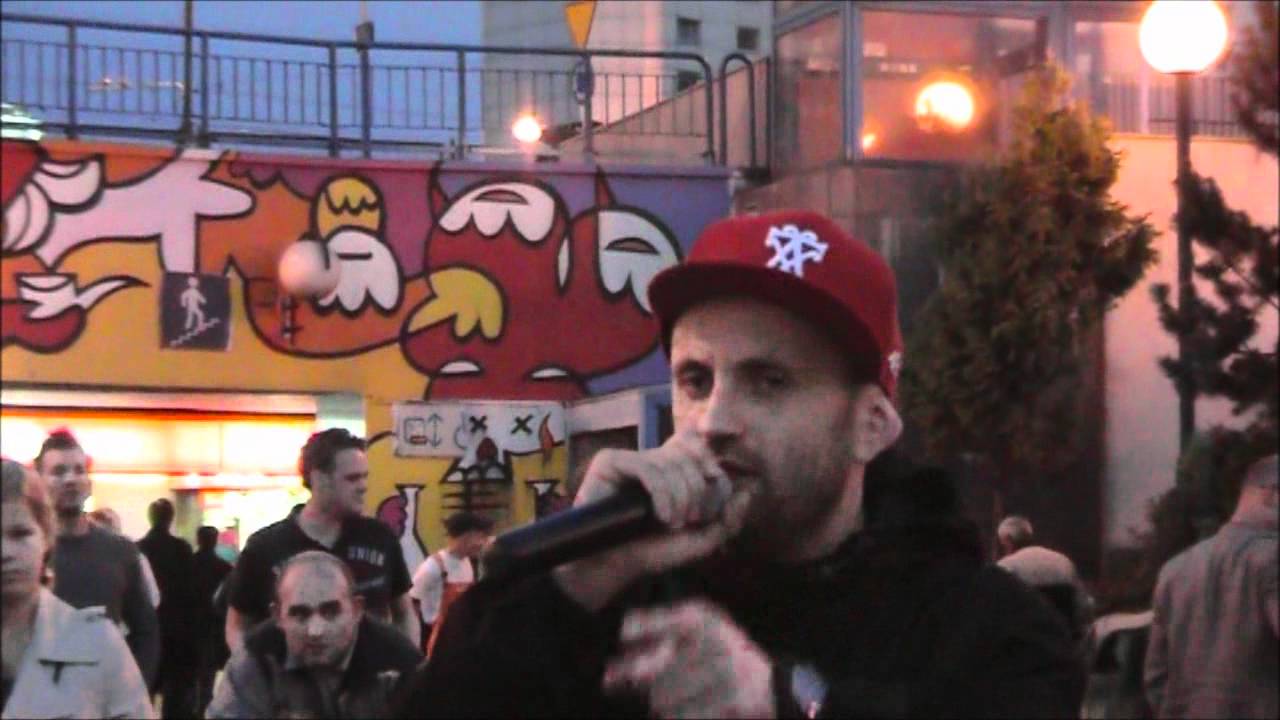 Promo-akcja Rap Festiwalu Praskiego Warszawa Metro Centrum z MAKIEM