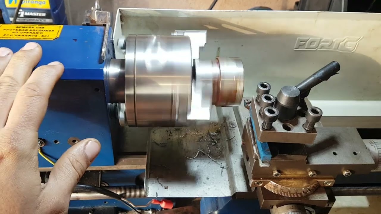 Mini torno fortg pro com motor trifásico 0.75cv / sistema de refrigeração da placa.