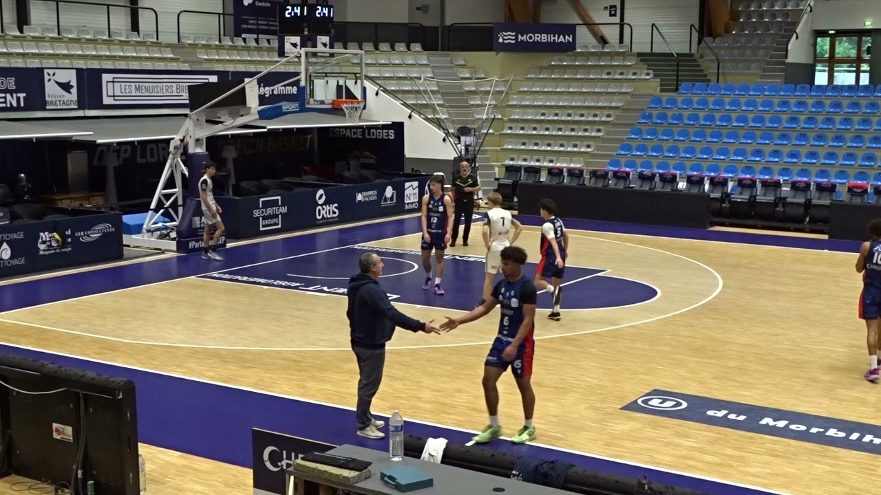 CEP Lorient vs URB Rennes U18 France Alan B N°12 12points 00138