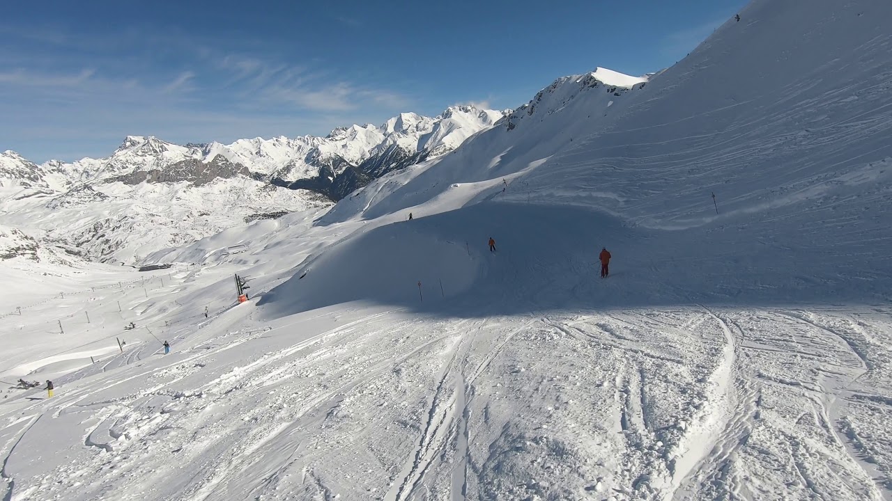 Esquiando en pista - Escarra en Formigal
