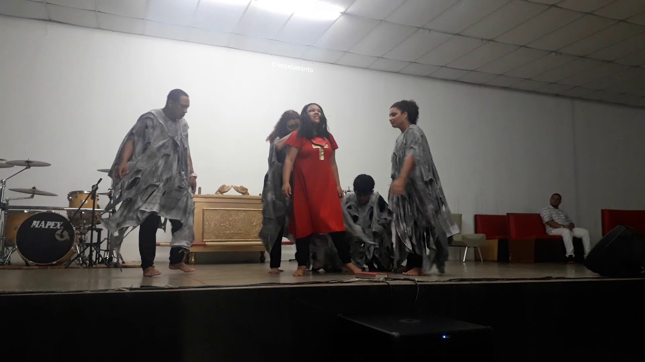 TEATRO DIZ - AS VOZES