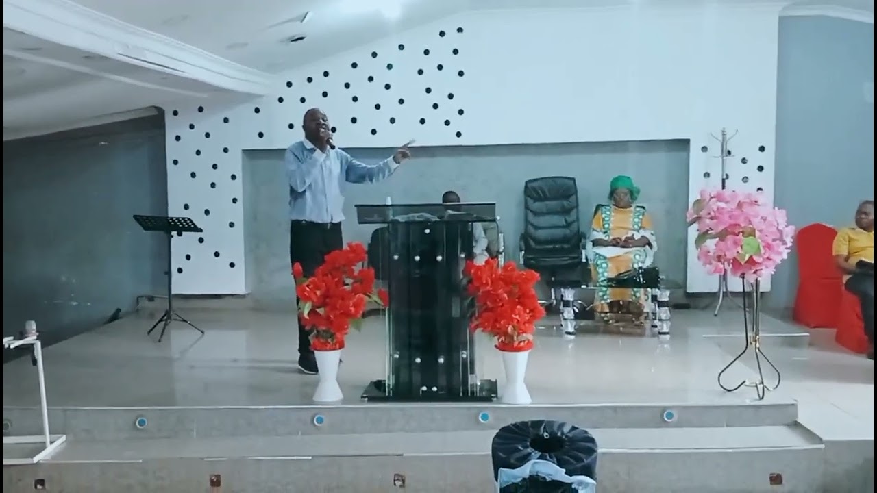 REVERANT RICHARD KAMANDA : ENSEIGNEMENT THÈME : SERVIRE DIEU DANS LES OFFRANDES 