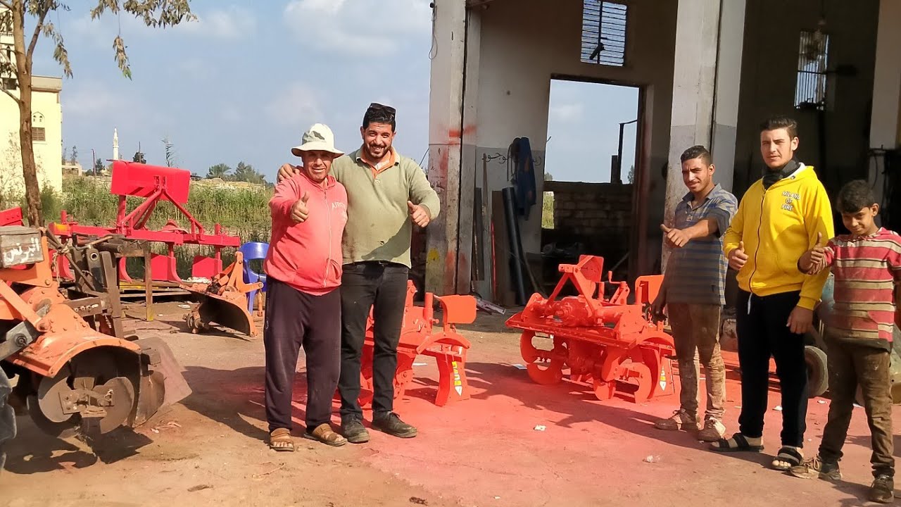 الحاج عاطف قرر يرمي الجهاز الجديد ويعمل اجدد حلقه خاصه عن الفرق بين الشغل والموهبه في الشغل