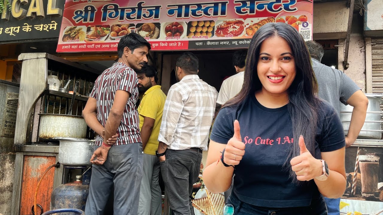 Gwalior Famous Breakfast Shop 🍲 | vlogs in ELVISH YADAV style | ग्वालियर फेमस | haircut vlog