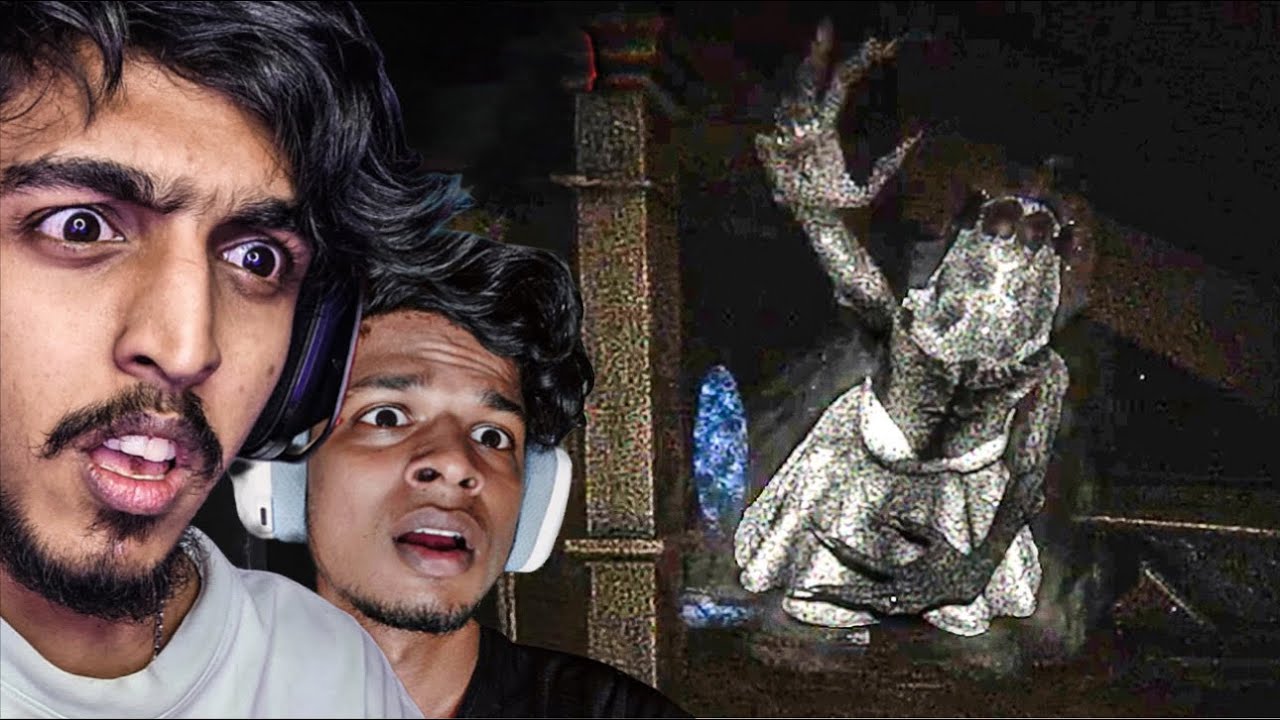 4 Idiots Get SCARED In Devour😂!