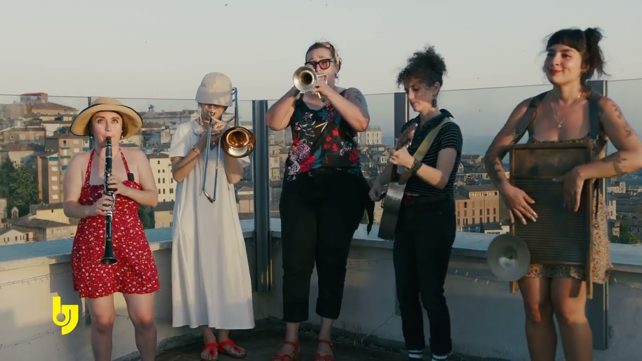 Shake 'Em Up Jazz Band @ Torre degli Sciri