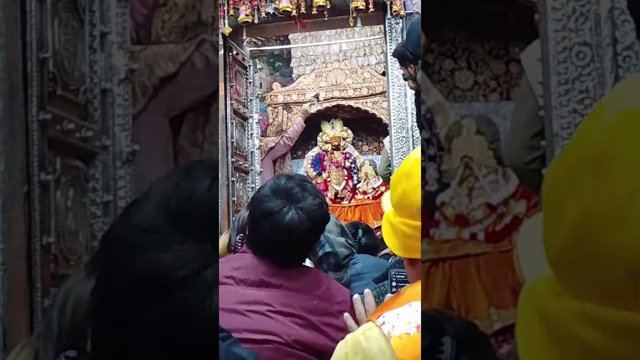 Live - Radha Vallabh Lal ji ki Mangal Aarti🏵️🦚🏵️