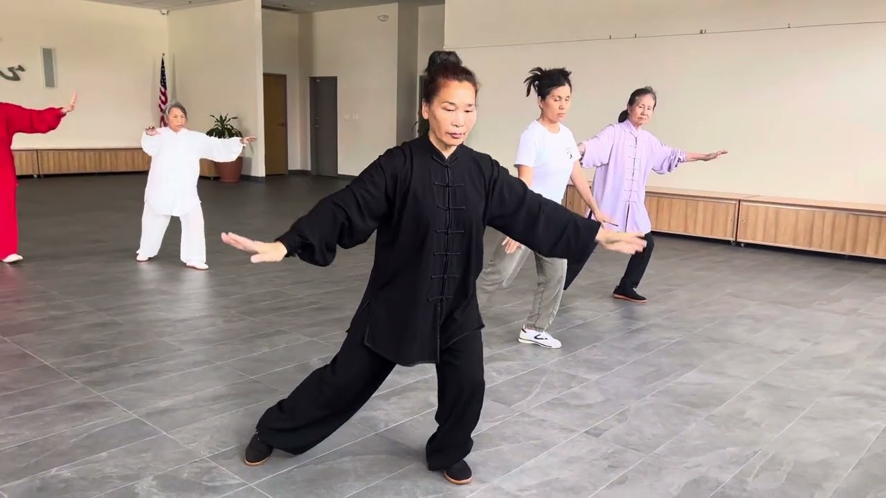 Yang style 24 form by Master Grace.#taichi #meditation #fitness #taoism #health #shorts