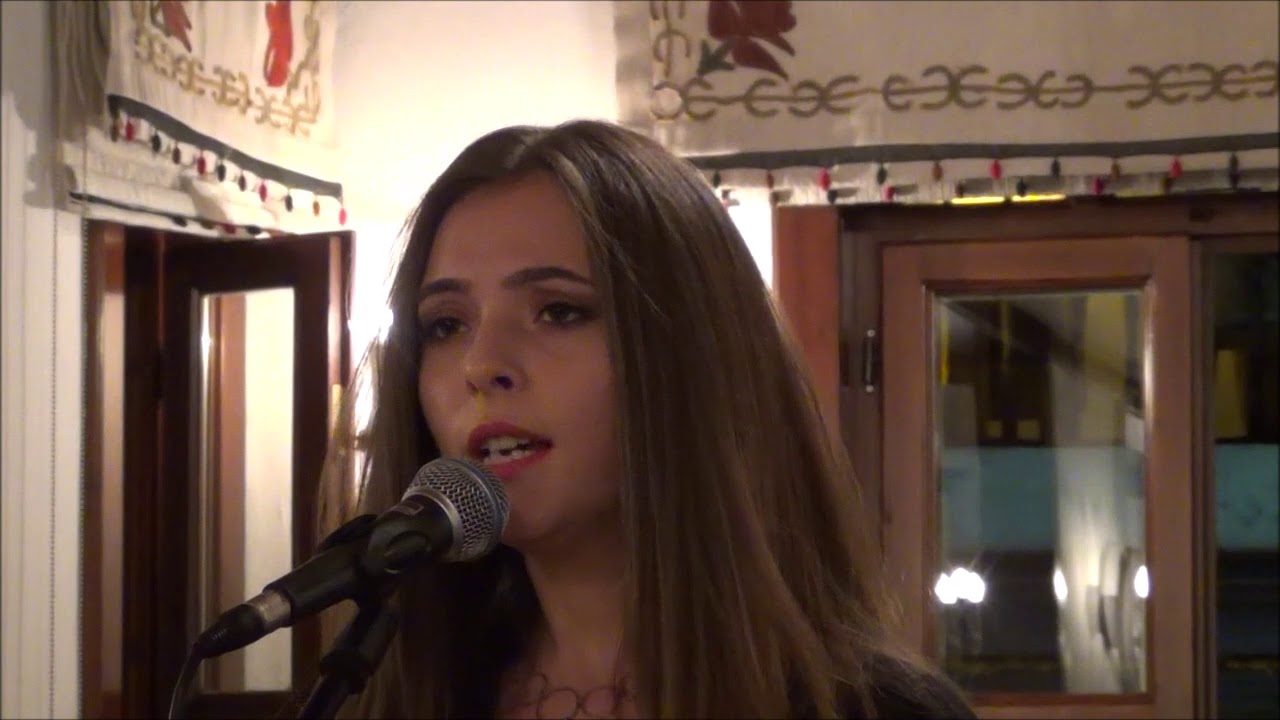 Çubuğum Yok Yol Üstüne Uzatam -  Ezgi Tekin -  HAMOY