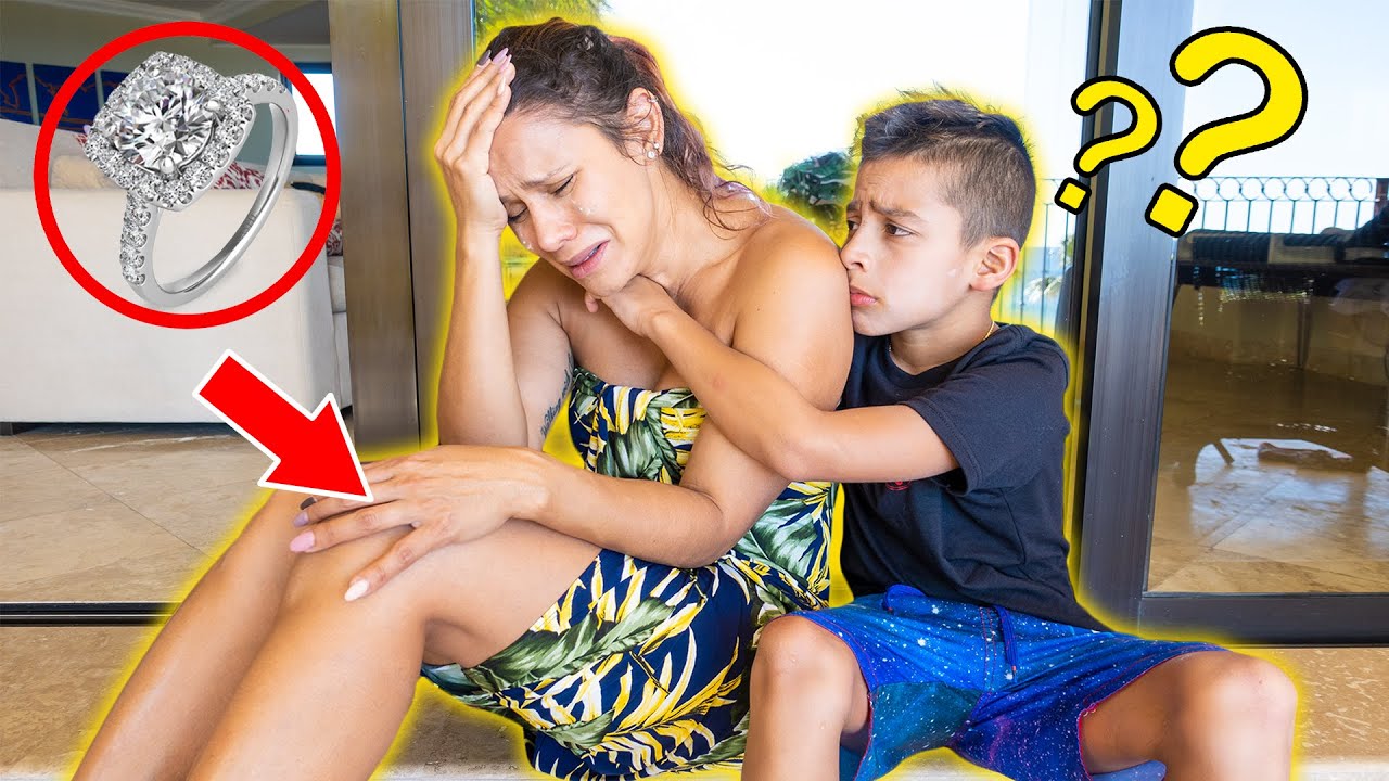 Andrea LOST Her ENGAGEMENT RING On VACATION!! TRIP RUINED... | The Royalty Family