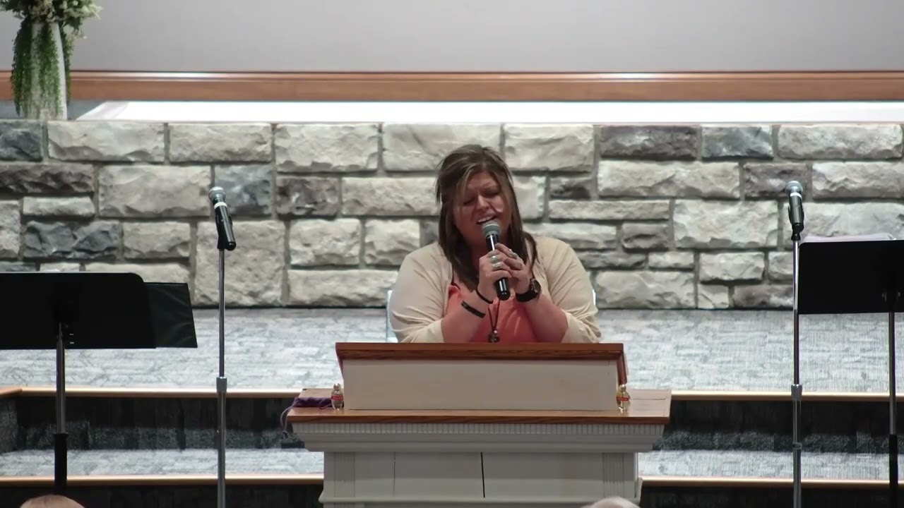 O Come To The Alter sung by Heather McHenry