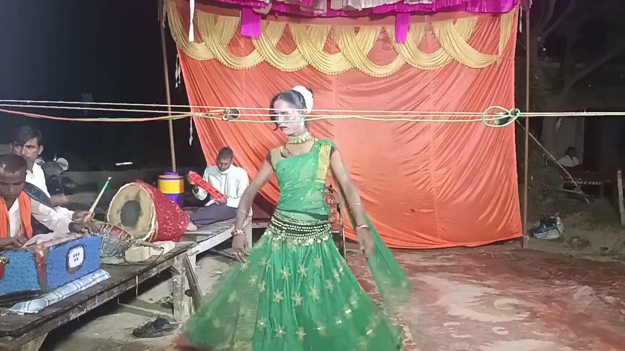 (146)हे रामा लेले पियार गुनगुना लोयो मोर नंदोई राजा //देहाती गांव का प्रोग्राम सोहर //
