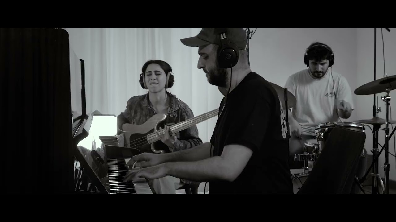 Papuna Sharikadze - Creeping Borders